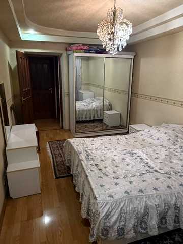 Центральний бульв., 3