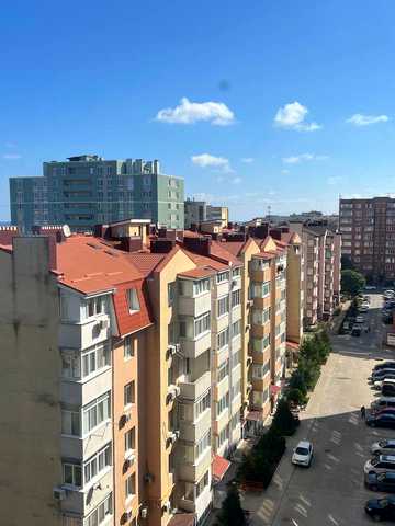Парусна вул. (Героїв Сталінграду), 1т