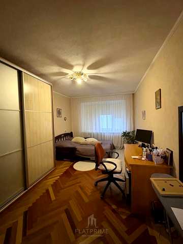 Чоколівський бульв., 40
