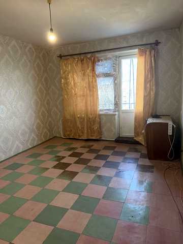 Героїв просп., 23