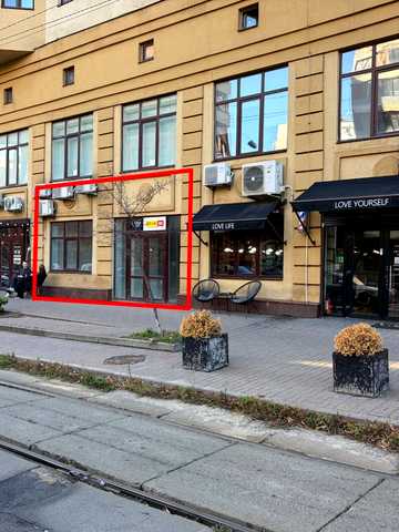 Дмитрівська вул., 75