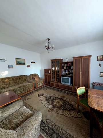 Затишна вул., 4