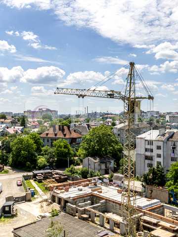 Дмитра Коцюбайла вул., (Будинок 1)