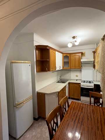 Кирилівська вул. (Фрунзе), 126/2