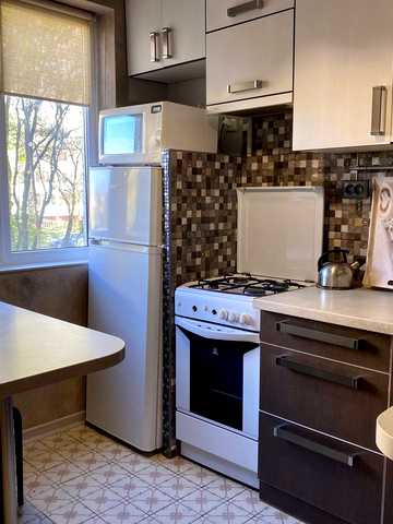 Володимира Великого вул. (Артема), 65