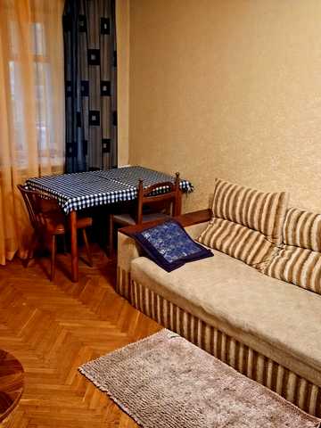 Дорогожицька вул., 18