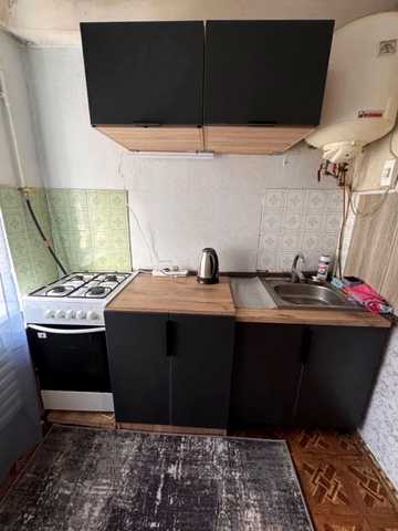 Героїв Дніпра вул., 25