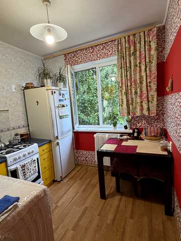 Лікаря Овксентія Богаєвського вул. (40 років Жовтня), 10