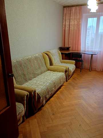 Мостицька вул., 26