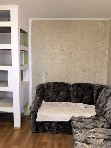 Електровозна вул., 17