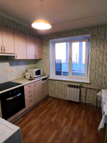 Оболонський просп., 37