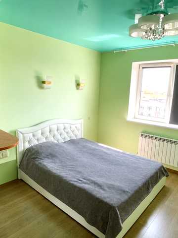 Петра Калнишевського вул. (Михайла Майорова), 7