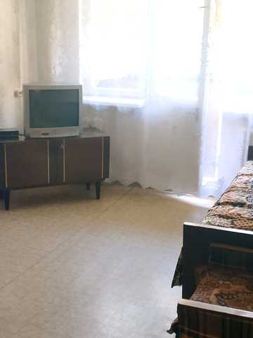 Любомира Гузара просп. (Космонавта Комарова), 8