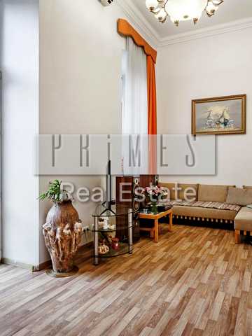 Архітектора Городецького вул., 4