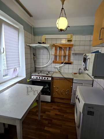 Йорданська вул. (Лайоша Гавро), 22