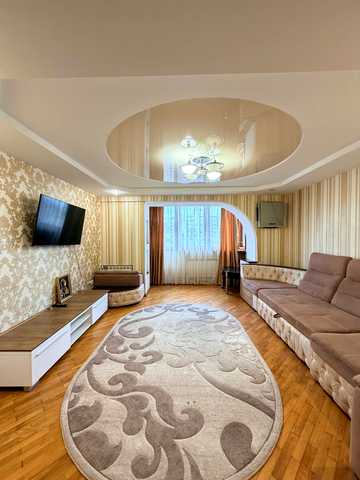 Харківська вул., 2/1