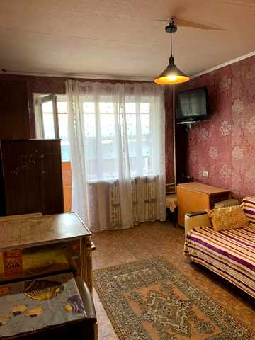 Івана Каркача бульв., 77