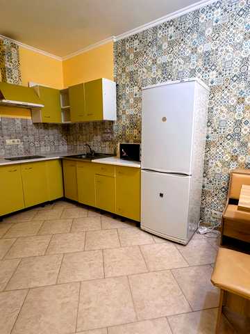 Андрія Аболмасова вул. (Панельна), 4