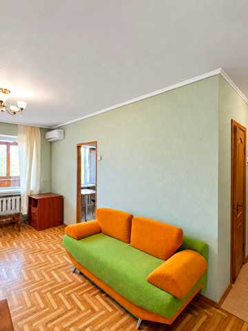 Голосіївський просп. (40-річчя Жовтня), 100/2