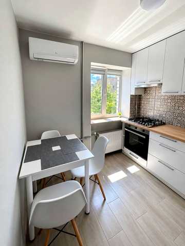 Маричанська вул. (Андрія Бубнова), 6/6