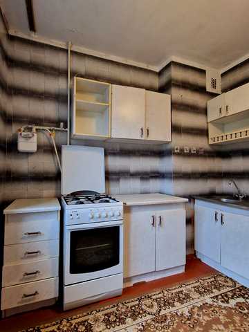 Героїв Крут вул., 85