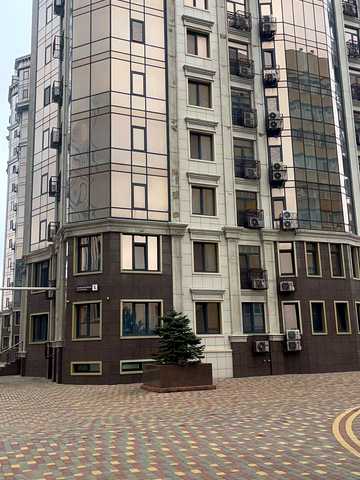 Італійський бульв., 1г