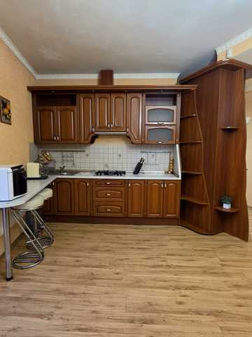 Чорноглазівська вул., 12