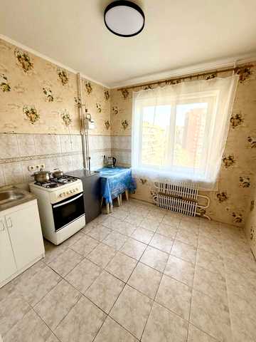 Героїв просп., 19