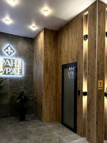 Лесі Українки вул., 3