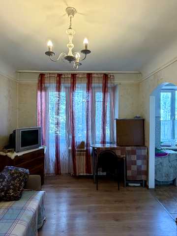 Набережно-Лугова вул., 5