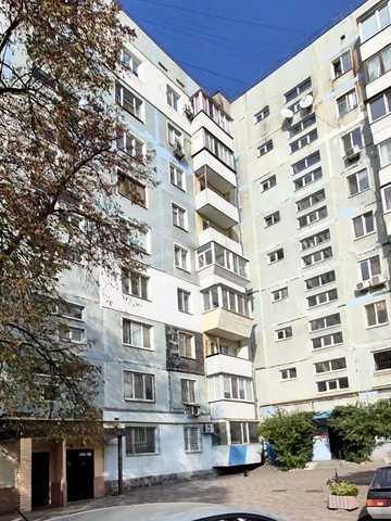 Шкільна вул. (Героїв Сталінграда), 25