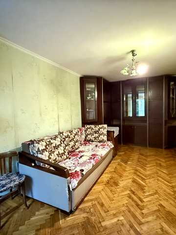 Світлий пров., 8