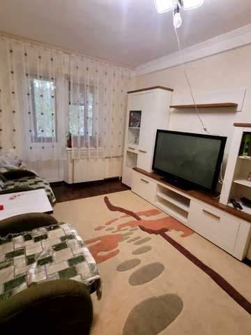 Дубровицька вул., 3