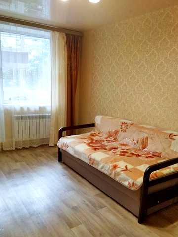 Леся Сердюка вул. (Командарма Корка), 10