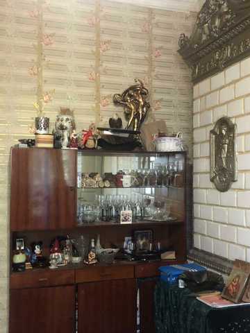 Богдана Хмельницького вул., 66