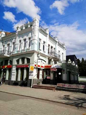 Лесі Українки вул., 32