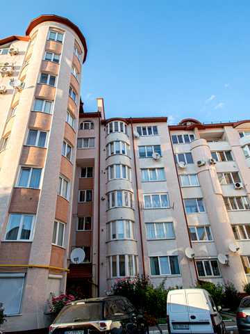 Андрія Чайковського вул., 39