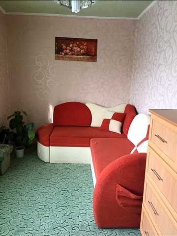 Металургів просп., 21