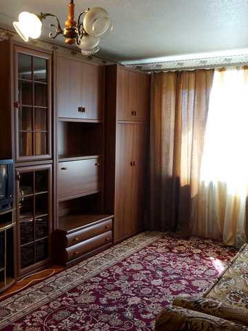 Набережно-Корчуватська вул., 80