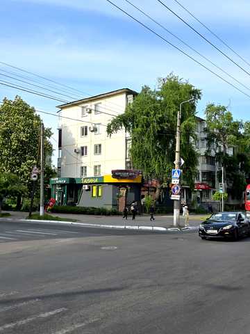 Старшого Лейтенанта Кагала вул. (Першотравнева), 49/10
