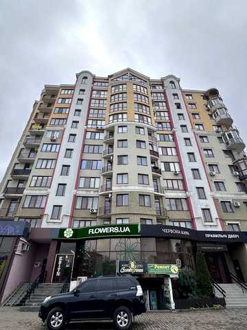 Олександра Довженка вул., 21-Б