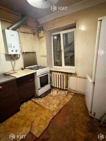 Вартових Неба вул. (Тобольська), 33