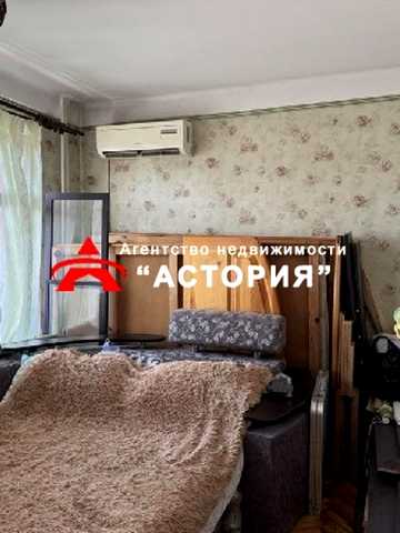Героїв Крут вул. (12 Квітня), 69