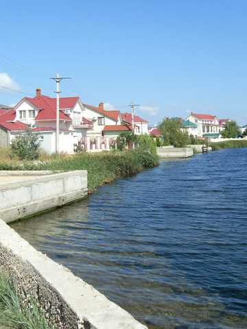 Каролино Бугаз