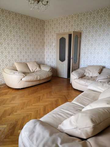 Панаса Мирного вул., 27