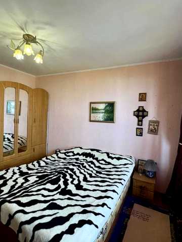 Перемоги просп., 75
