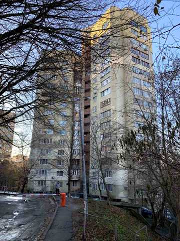 Панаса Мирного вул., 27