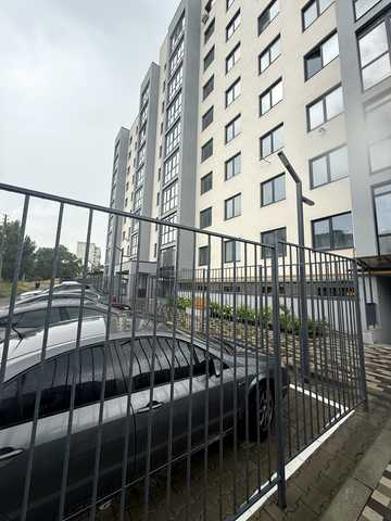 Соборна вул., 64