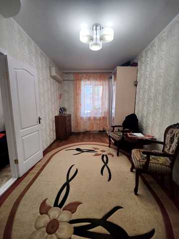 Олексіївська пл., 11