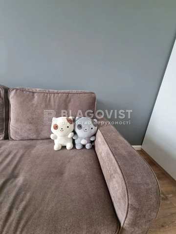 Саперне Поле вул., 12